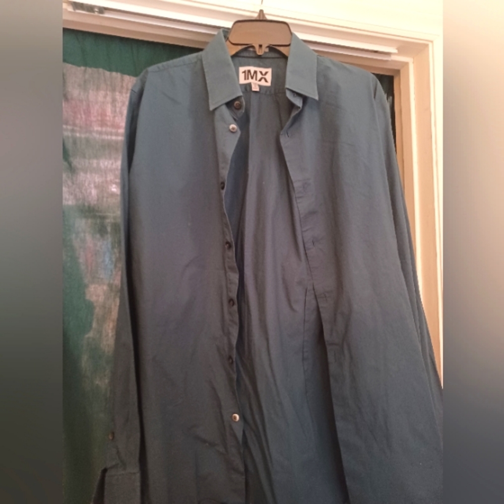 Mens Large IMX long sleeve button up.